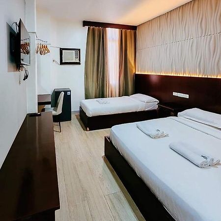 Bamboo Garden Bussiness Inn Dipolog City Exterior foto