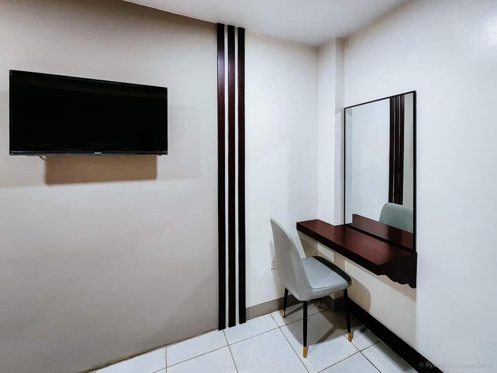 Bamboo Garden Bussiness Inn Dipolog City Exterior foto